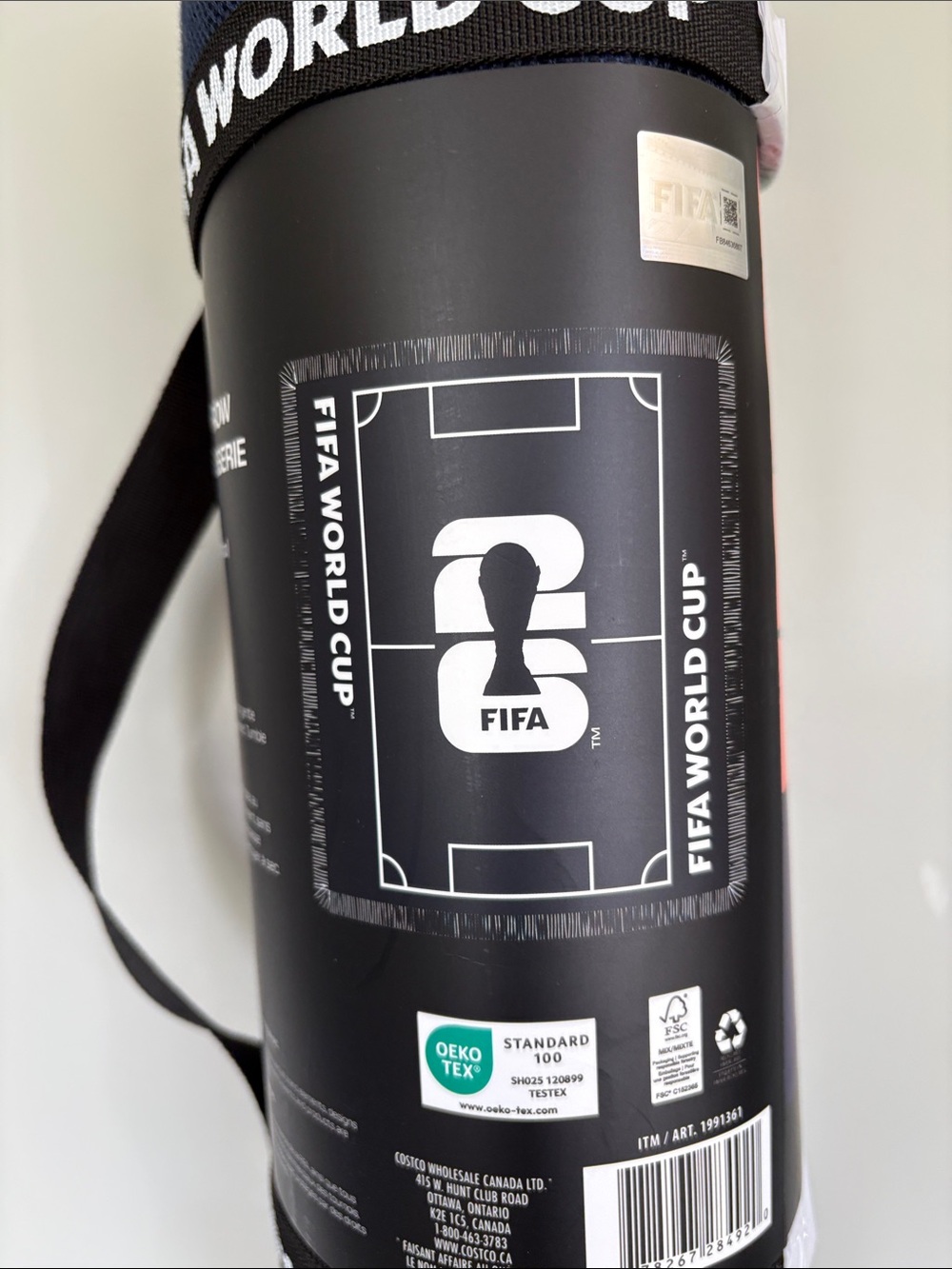 **🏆 FIFA World Cup Tapestry Throw Blanket – NEW With Tags! 🏆** blue and white